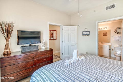 King size bed in the master bedroom.