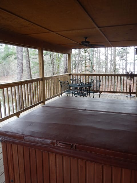 House, Porch, Deck, Ceiling Fan, Hardwood