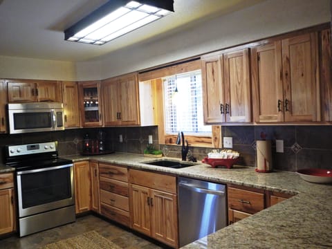 Indoors, Kitchen, Microwave, Oven, Cooktop