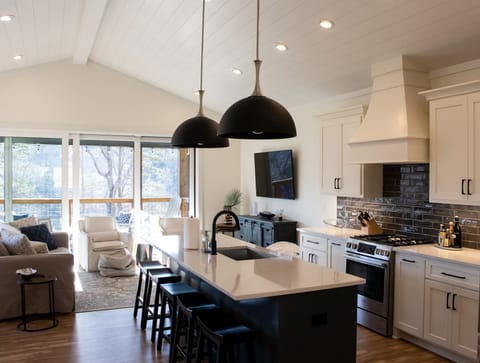 Kitchen to Living Main