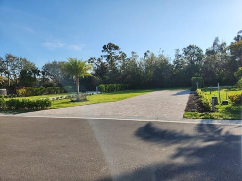 Lot view 1.