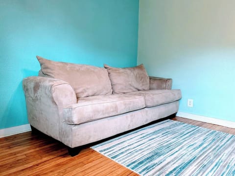 Plush double sleeper sofa