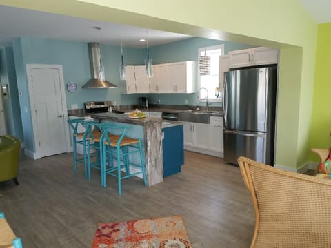 Gourmet stocked kitchen