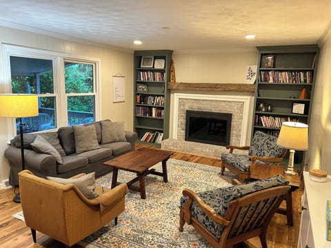 Living room with gas fireplace
