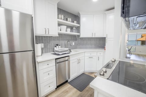 Fully Stocked Cooks Kitchen