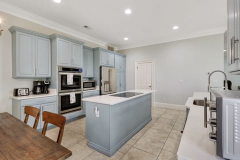 7 Sea front | Kitchen - 7 Sea front | Kitchen