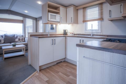 Ty Moselle 12 - 2 Bedroom Holiday Home - Amroth (13865)