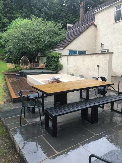 The barbecue area has outdoor dining for 12