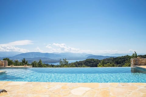Villa Venetia image