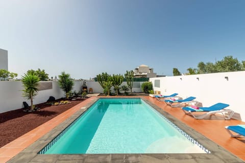 Villa Tropical image
