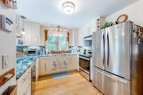 Everything you need is in this kitchen