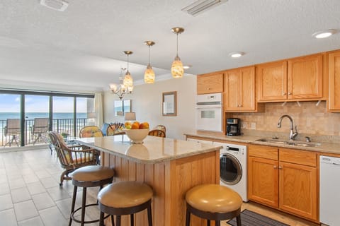 Large Kitchen Area, With Washer/Dryer in Condo and Full Sized Appliances!