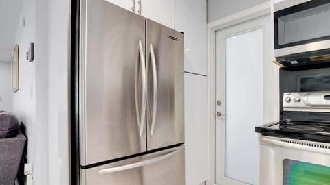 Fully equipped kitchen with complete set of cookware