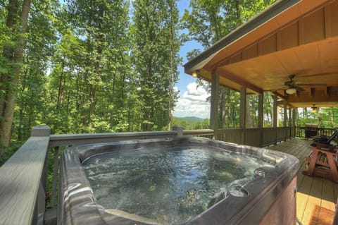 There is nothing more inviting than a soak in the hot tub after a long hike in the North Georgai Mountains