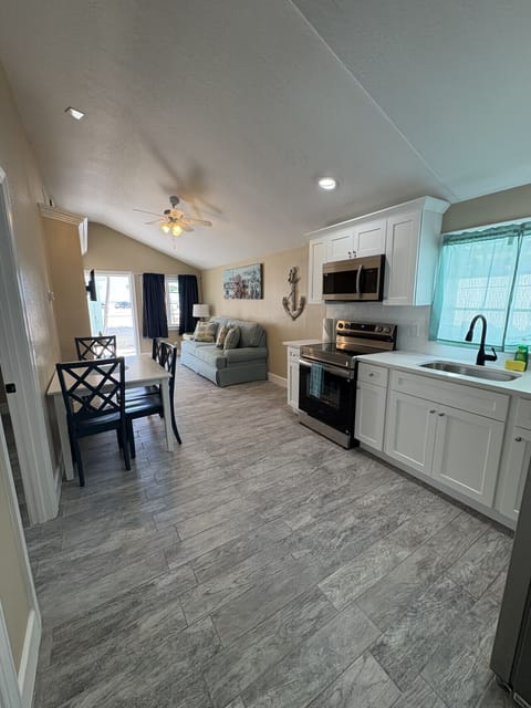 Open concept: Kitchen, dining and living room