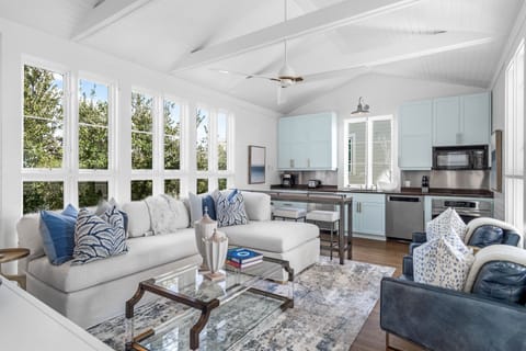 2nd Floor Living Room