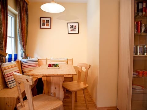 App. Edelweiss/1 Schlafraum/dusche, WC - Haus Schneeglöckchen Apartment in Bad Hofgastein