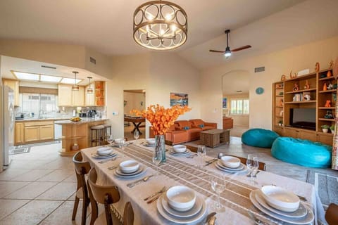 The perfect balance of interconnection and separation throughout the living area