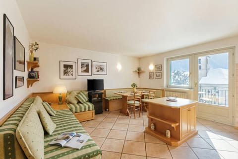 Large open plan living area