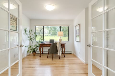 Dedicated office space for those looking to stay productive.