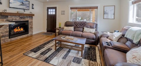 C54604fb 5e58 4e7a b03e a599c5296563