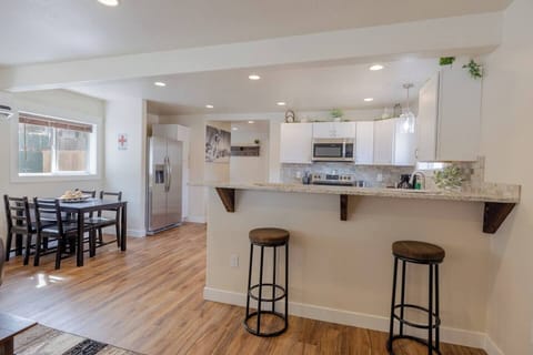 Aa26df93 90b3 440c 88a7 a8ede844822c