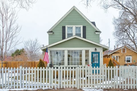 Desirable West Side Colorado Springs