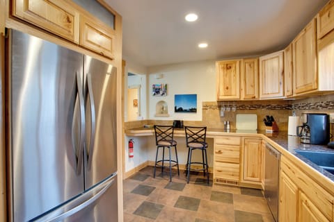 Kitchen | Single-Story Unit | In-Unit Laundry | Central Location