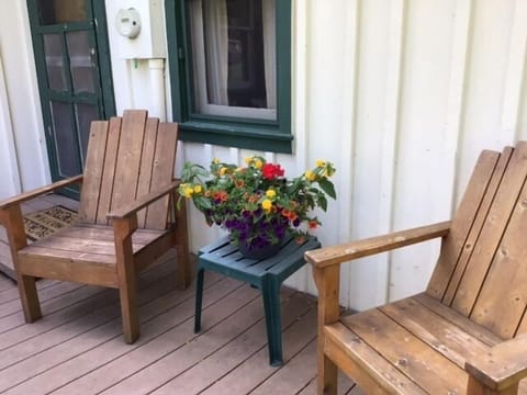 Deck life at Cedar Cottage!