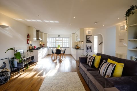 The stunning open-plan living/dining/kitchen area has large double aspect windows which flood the space with light. The sofa bed converts to a comfortable double bed for larger groups of guests.