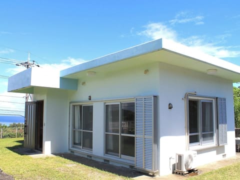 ・[Exterior] This is a private guesthouse that can only be rented out to one group per day.