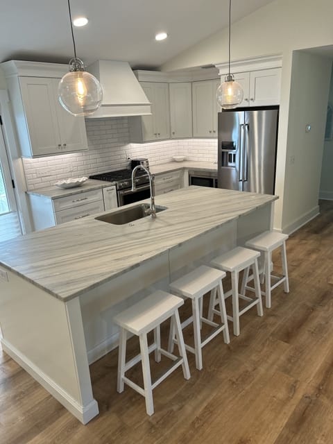 Large Island & Kitchen Aid Refrigerator, Gas Stove. Microwave & DW