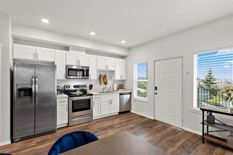 Fully equipped kitchen