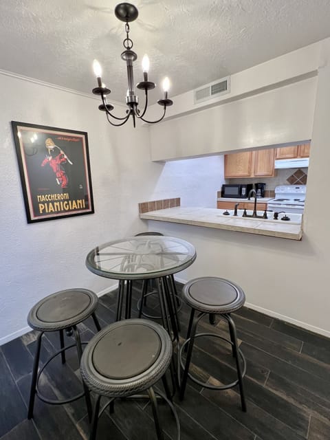 0ec824cc-e0f1-4da8-ad7b-9c9b7e9a1e3d