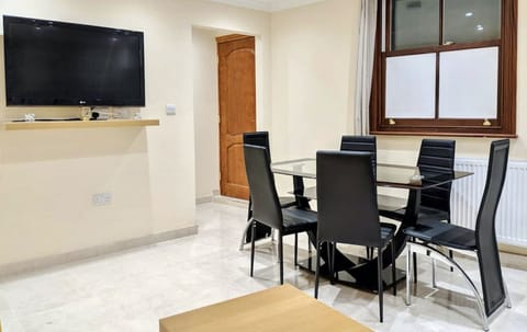 Living Room / Lounge