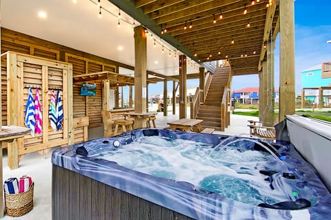 Lavish Hot Tub: 7-person, LED, Bluetooth speakers, 51 jets for full-body massage