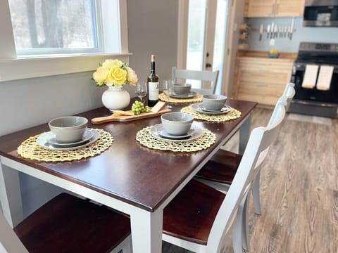 Dining room seats 4 comfortably.