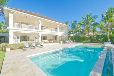 Hacienda B5 - Luxury villa with golf and lake view in exclusive beach resort (3533)