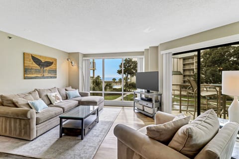 1204 Villamare | Living Room - 1204 Villamare | Living Room