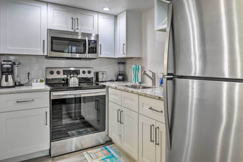 Kitchen | Dishwasher