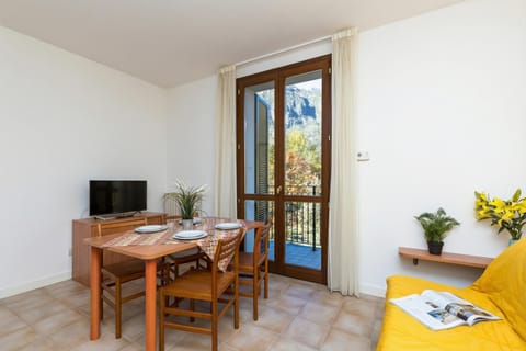 Living and dining room