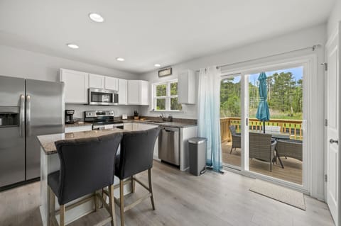 Captain's Cove Amenities are a short walk or bike ride away.