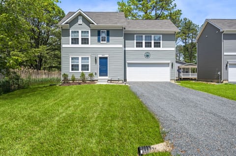 Welcome to Casa Playa in fabulous Captain's Cove Golf and Yacht Club!