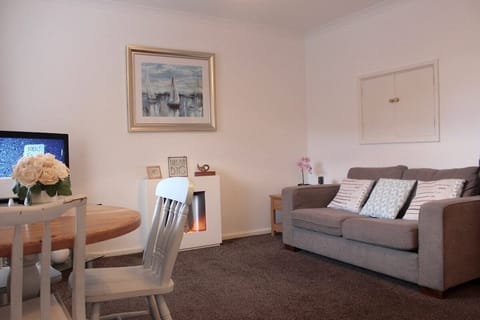 Cosy Lounge/Dining Room....