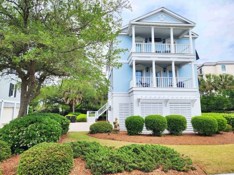Blue Heaven - Charlestowne Grant