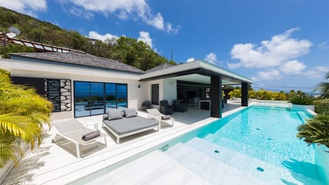 Pool & Terrace