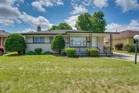 Exterior | Single-Story Unit | Central A/C | Free WiFi