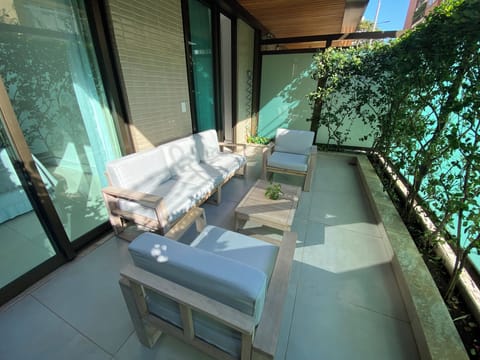 Private Front Terrace