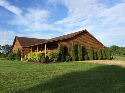 Step into our slice of paradise!