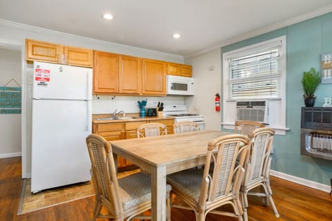 The cook in your family will appreciate being close while preparing meals